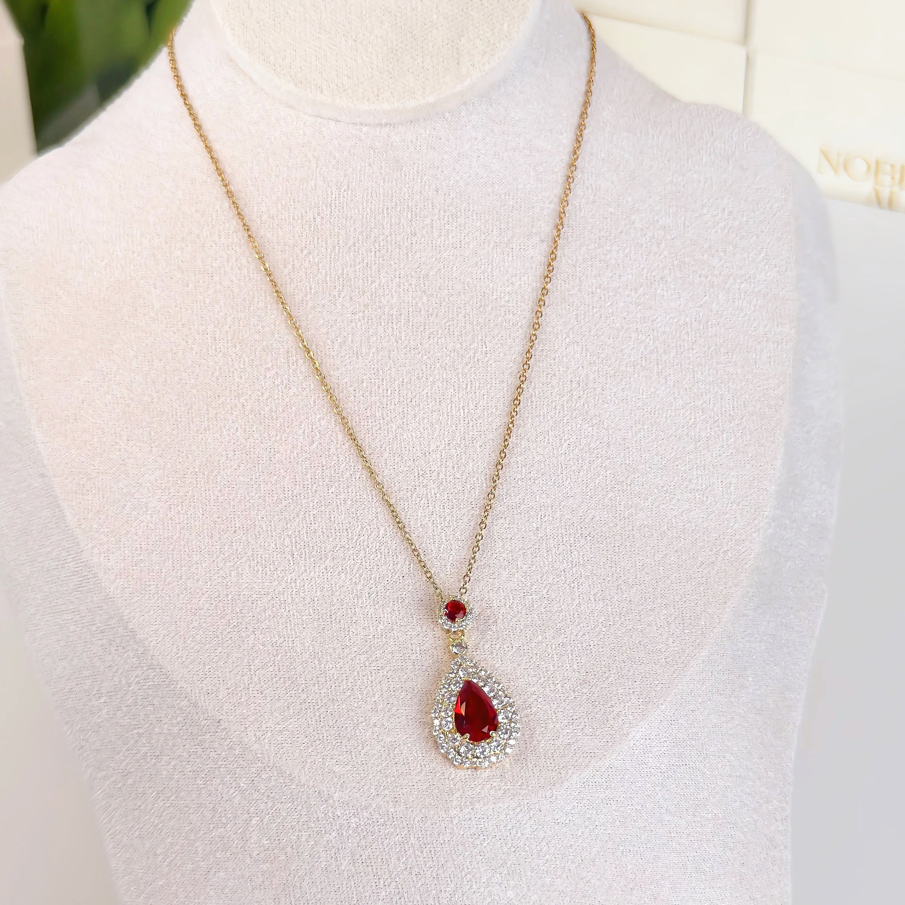 Red Stone Necklace Waterproof Tarnish-Free Gold Pendant Necklace