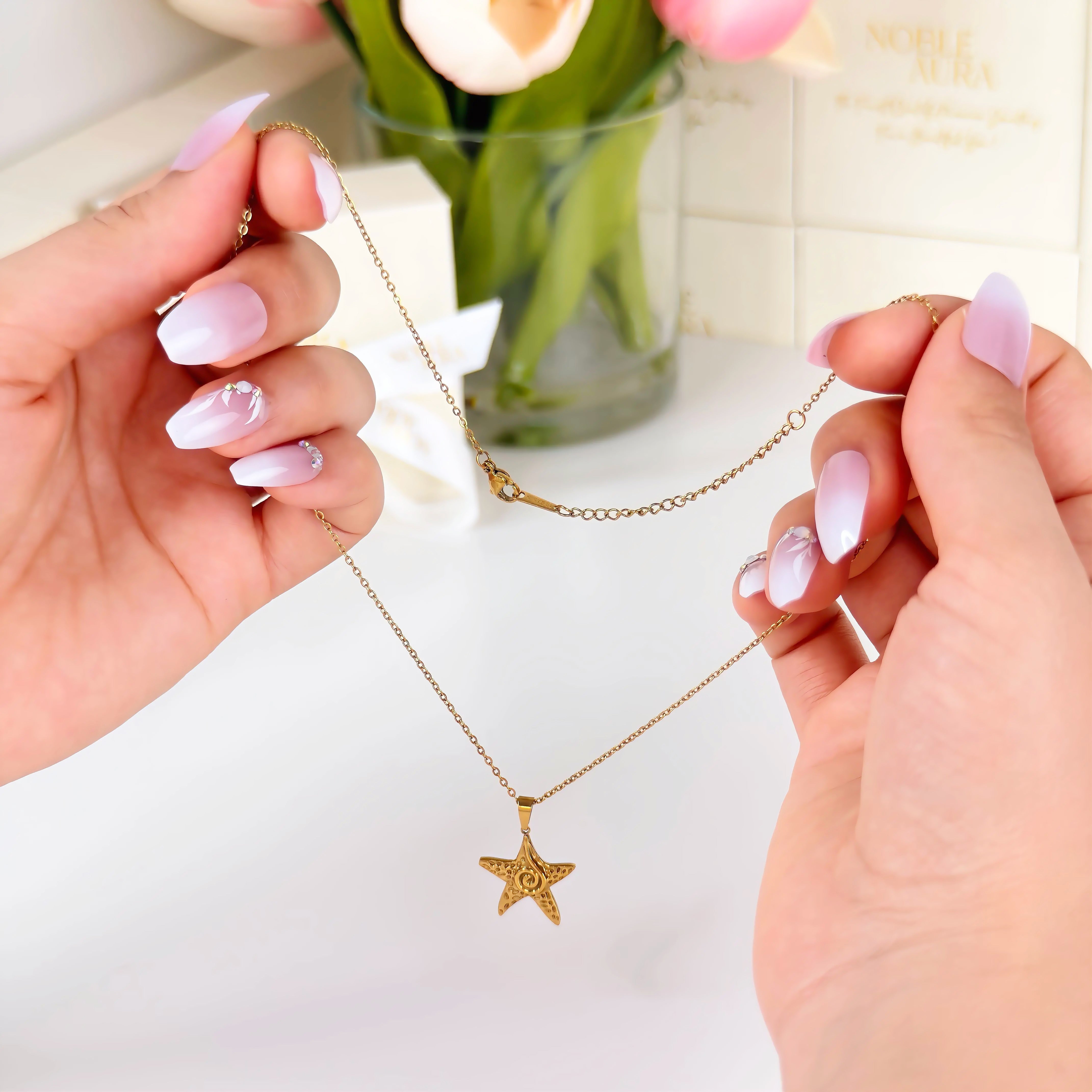 Gold Starfish Necklace Waterproof Tarnish-Free Gold Pendant Necklace