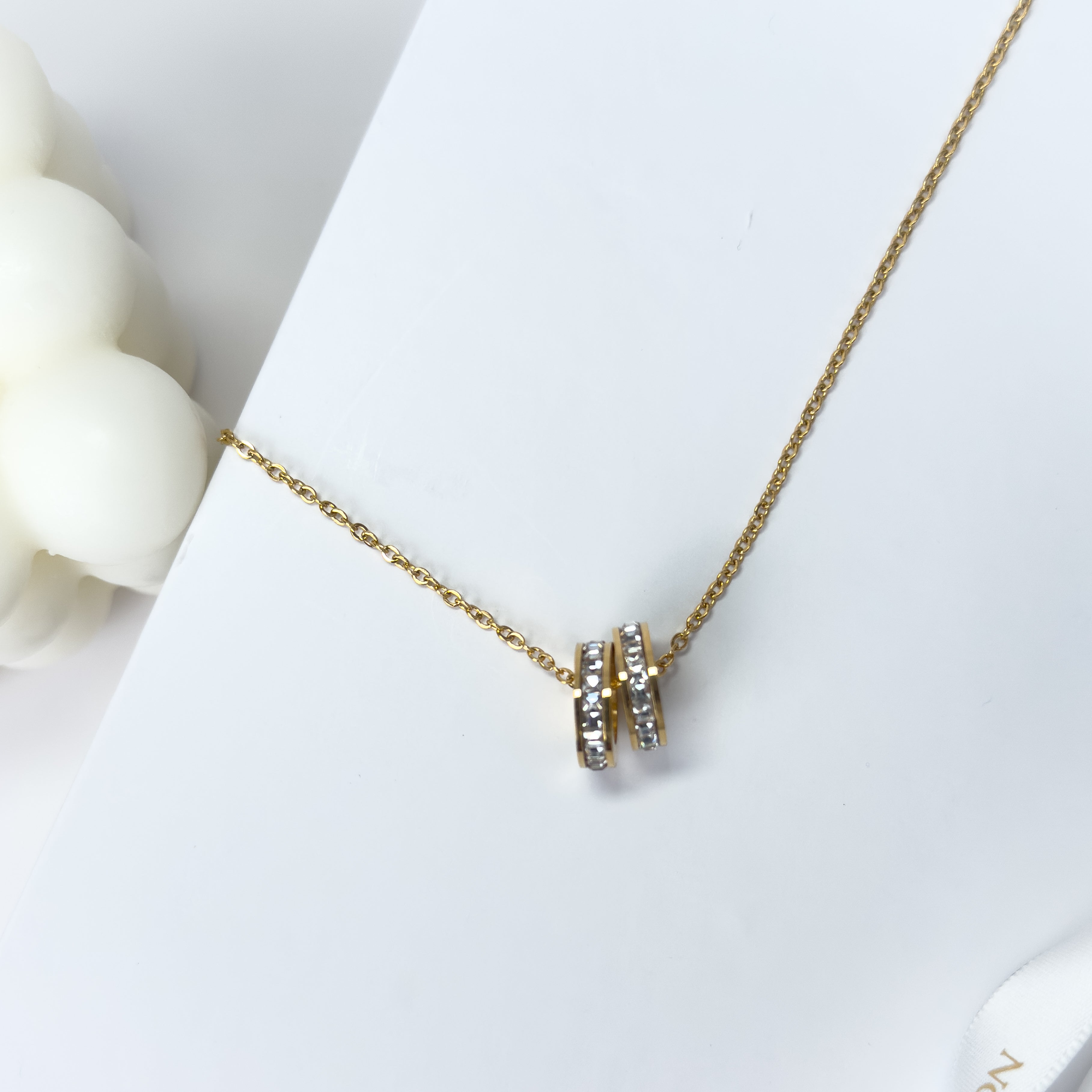 Double Ring Pendant Necklace