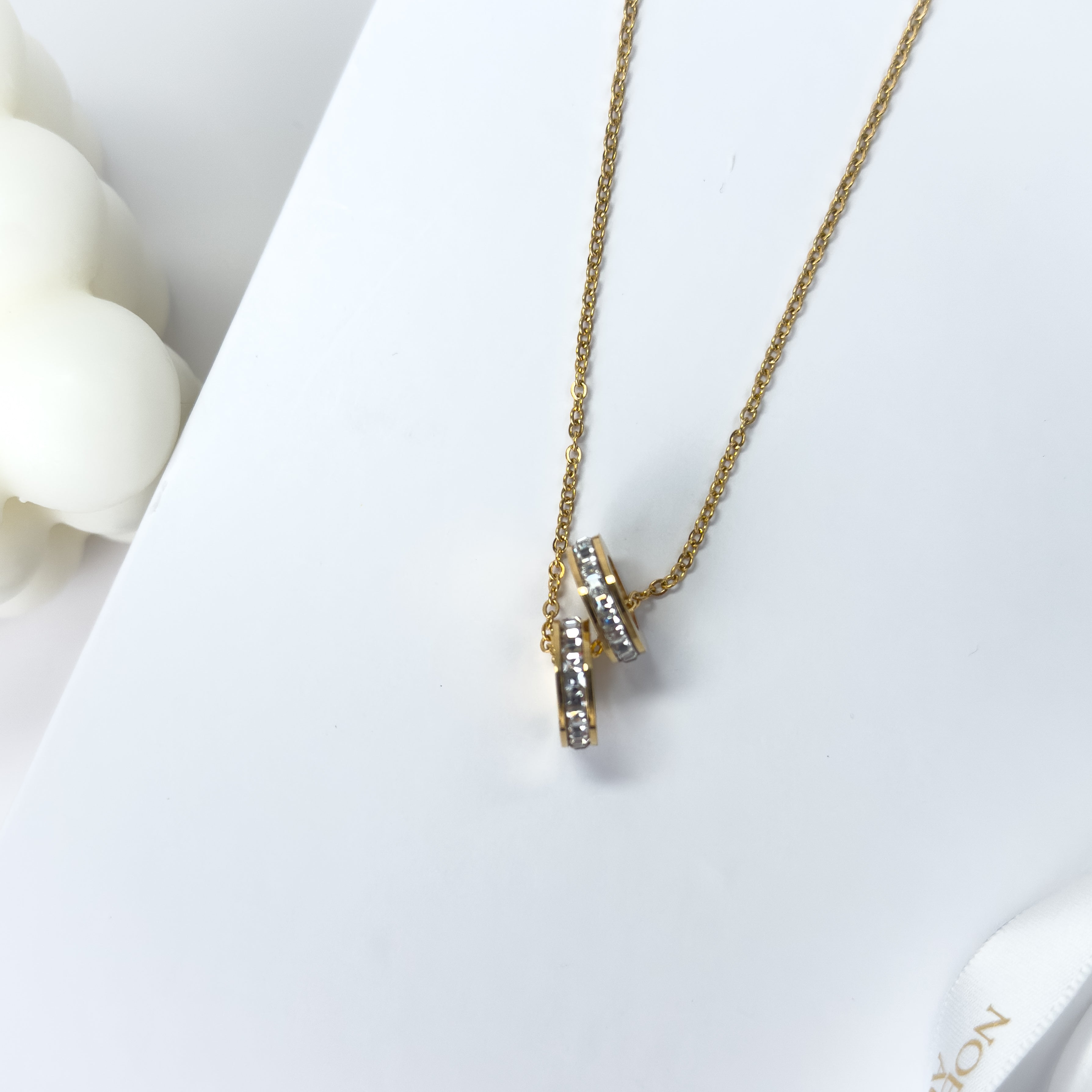Double Ring Pendant Necklace