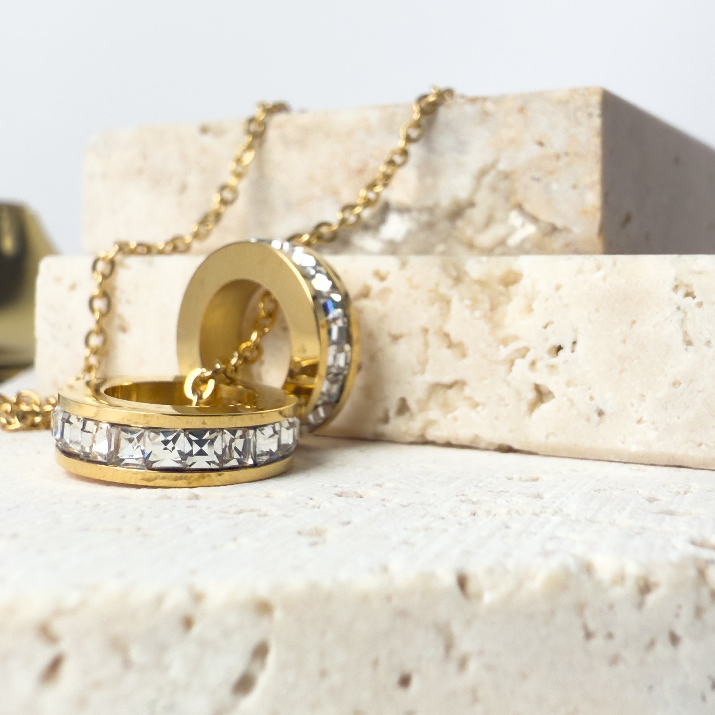 Double Ring Pendant Necklace