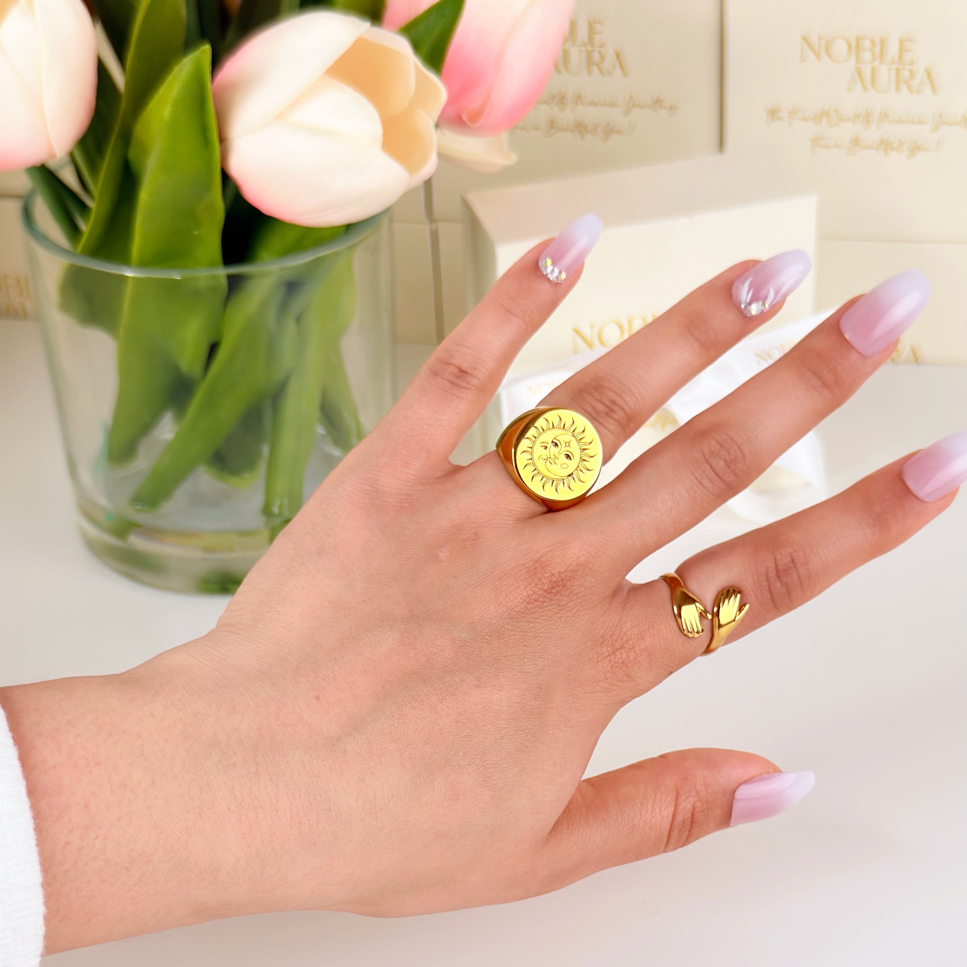 Angel Hug Ring