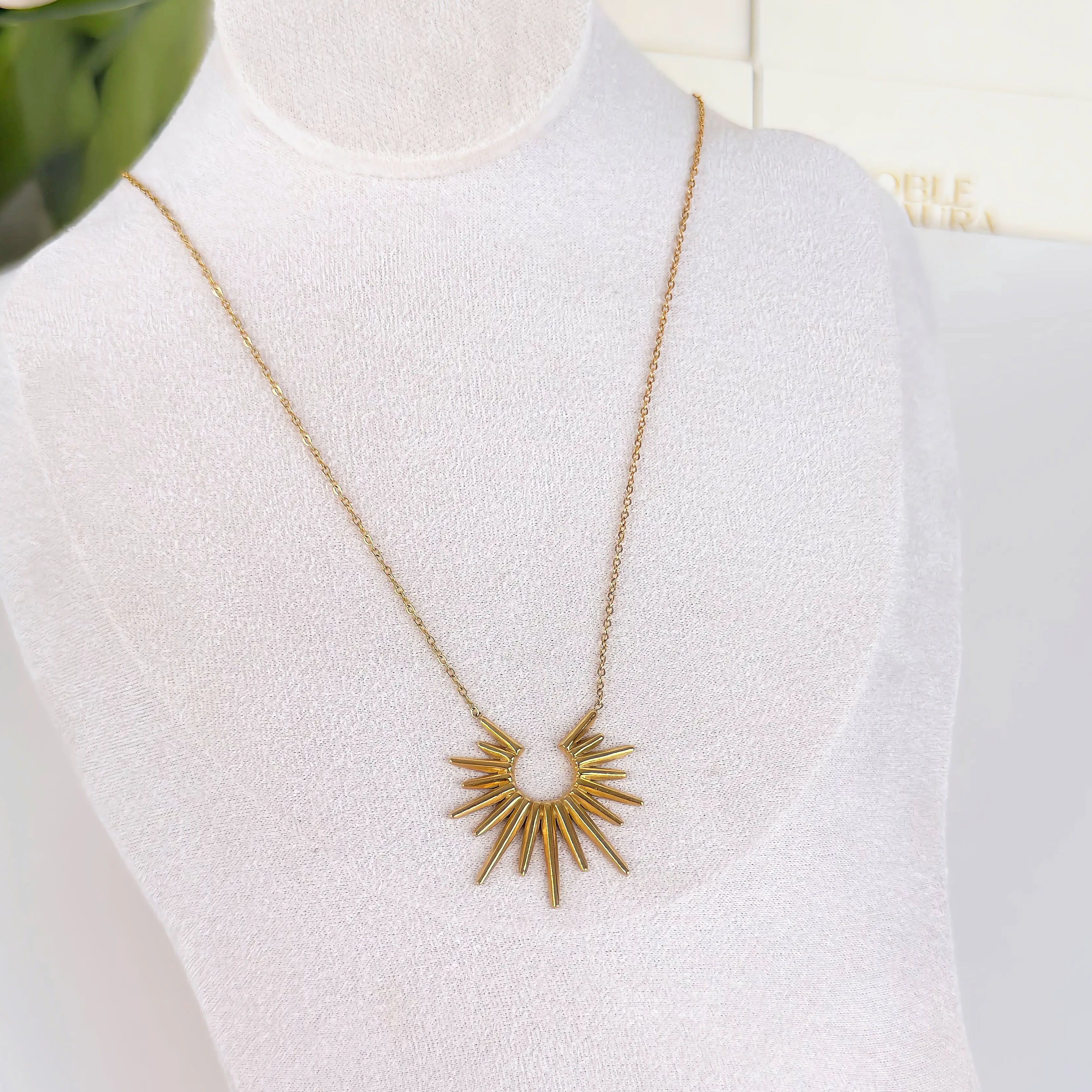 Gold Sunburst Necklace Waterproof Tarnish-Free Gold Pendant Necklace
